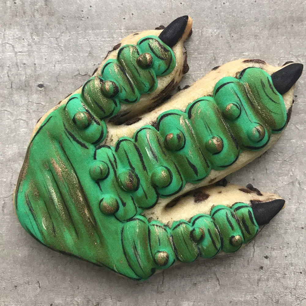 KENIAO Dinosaur Foot Cookie Cutter for Kids-10 CM-Biscuit Fondant Bread Sandwich Mold Stainless Steel