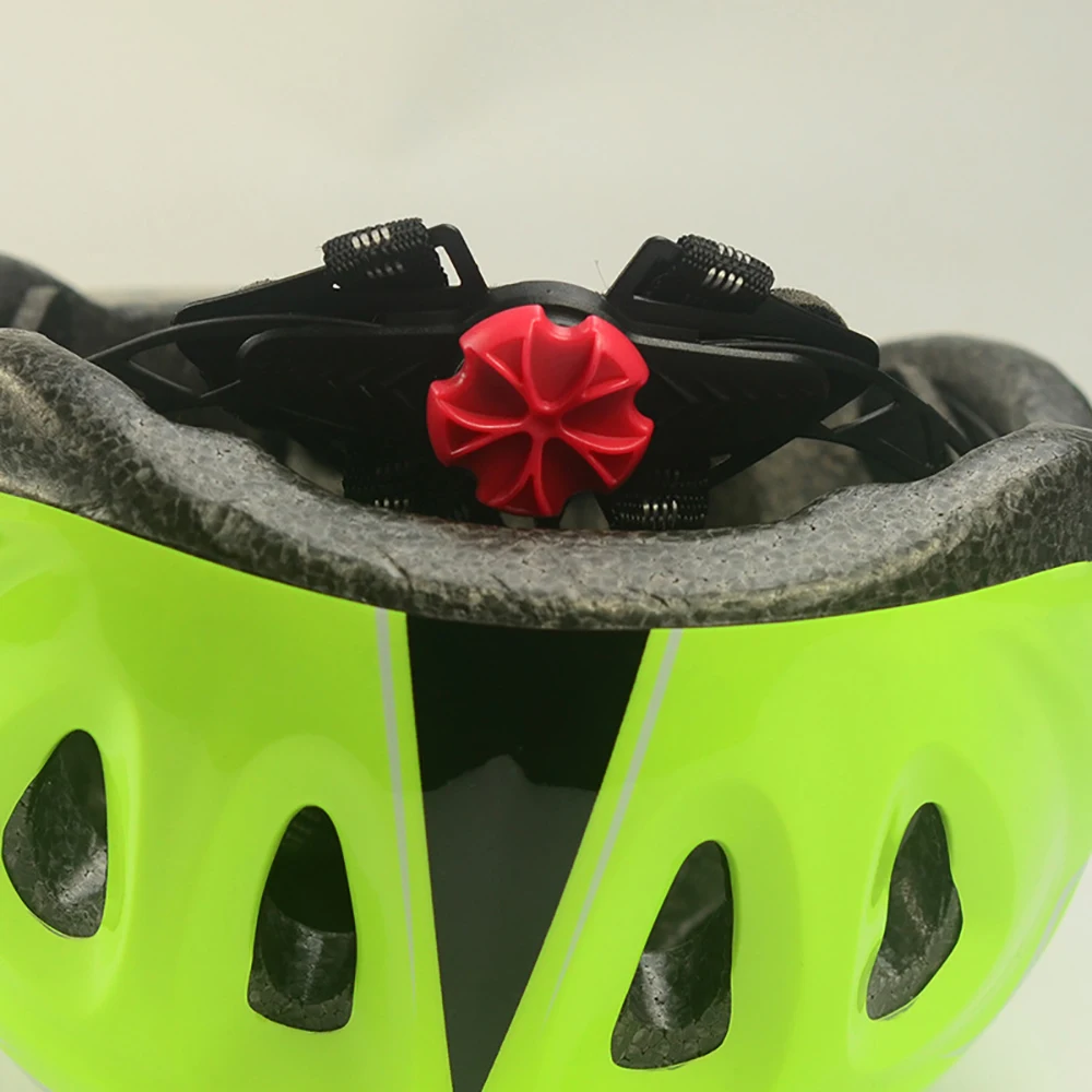 Outdoor 1Pc Sport Adjustable Skating Bike Helmet For Kids New Roller/Skating Safety Riding Helmet Equipment Cycling Helmets