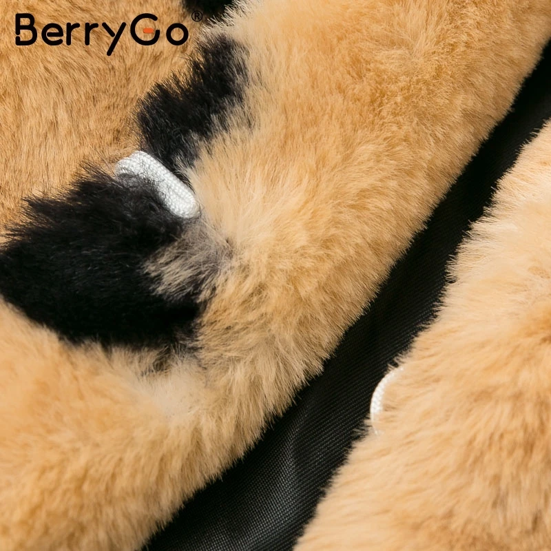 BerryGo элегантное теплое пальто из искусственного меха для женщин Осень Зима Повседневное мягкое сердце пушистая меховая куртка женская лацкан пушистое пальто оверсайз
