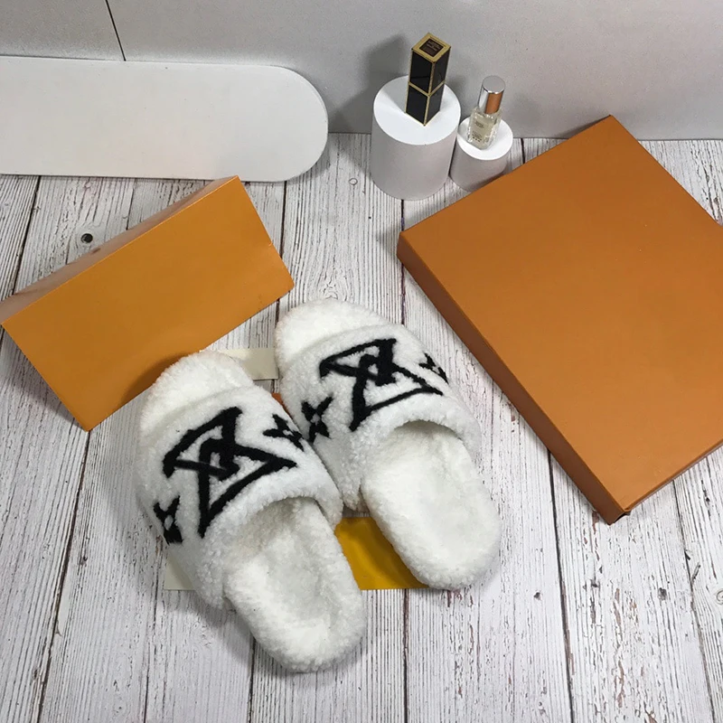 Luxury brand designer 2021 autumn and winter new cotton shoes high quality customized famous brand women's wool shoes indoor