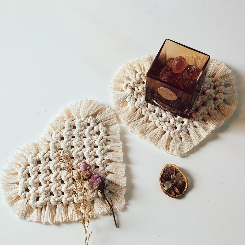 

Macrame Heart Tablecloth Cup Pad Kitchen Table Mats for Dining Table Handmade Cotton Braid Non-slip Insulation Mats For Kitchen