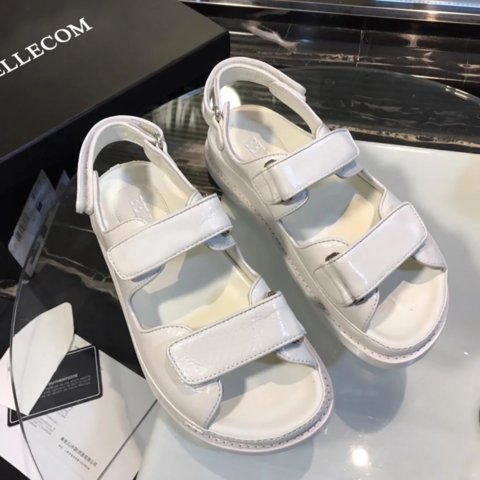 

SONFRNCH 2019 Summer New Paint with Magic Paste for Leisure Sports Sandals