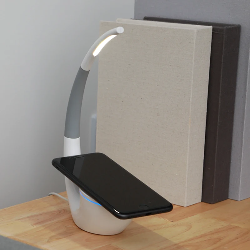  2 In 1 Desk LED Light Wireless Charger Lamp Qi Wireless Charger Eyes Protection Reading Lamps USB C