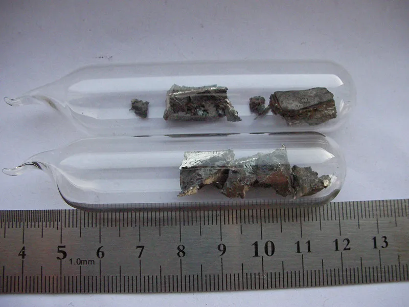 

Gadolinium Rare Earth Metal Elemental Argon Gas Glass Sealed Gd 99.9% 10g for Collections