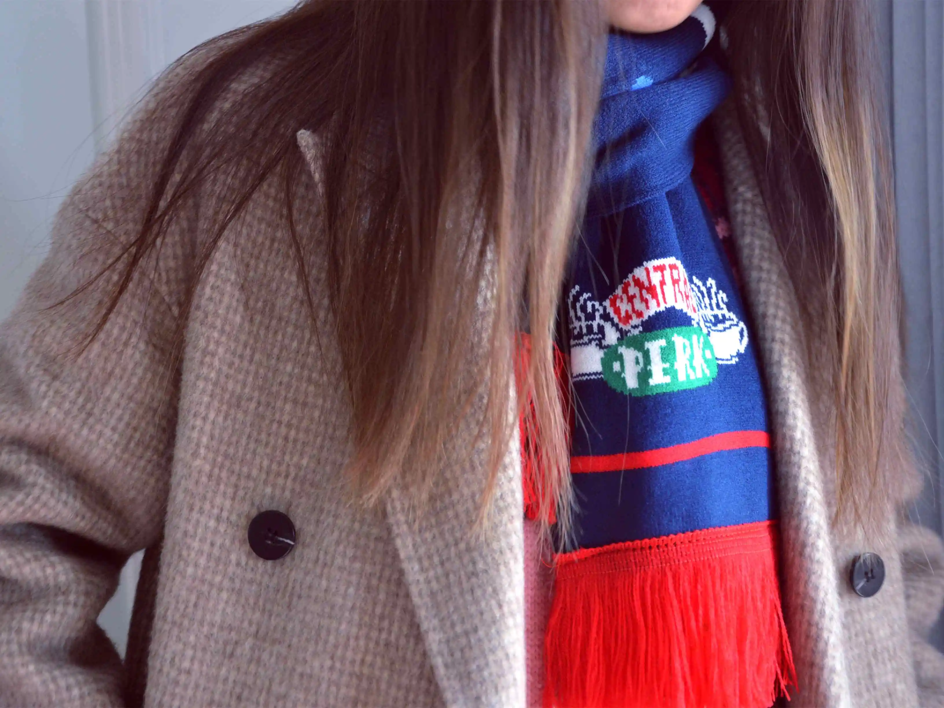 

Friends TV Show Women Scarf Centralperk Scarf Christmas and New Year Gift Knitted Scarf for Fan of Friends TV Series