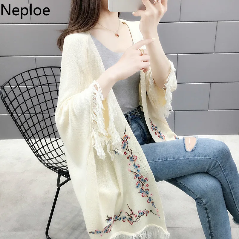 

Neploe Korean New Tassel Loose Cloak Shawl Sweater Women Thick Knit Cardigans Bat Shirt Large Size Coat Autumn 46034