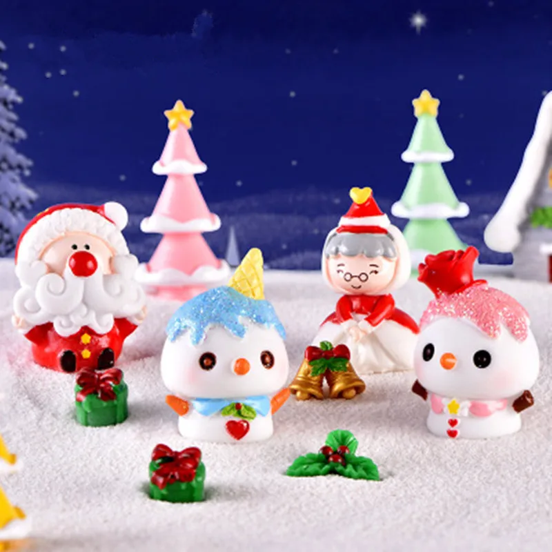 

1Pc Cute Christmas Decoration Miniature Santa Claus Snowman Fairy Garden Miniatures Resin Craft Micro Landscape Home Decoration