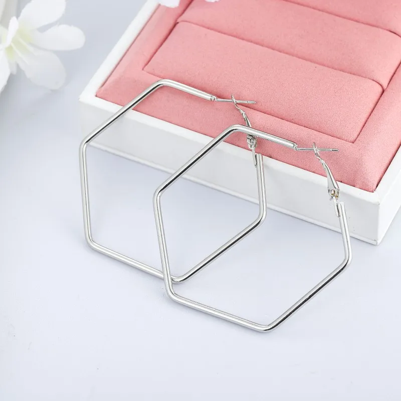 9593354984_1532421436