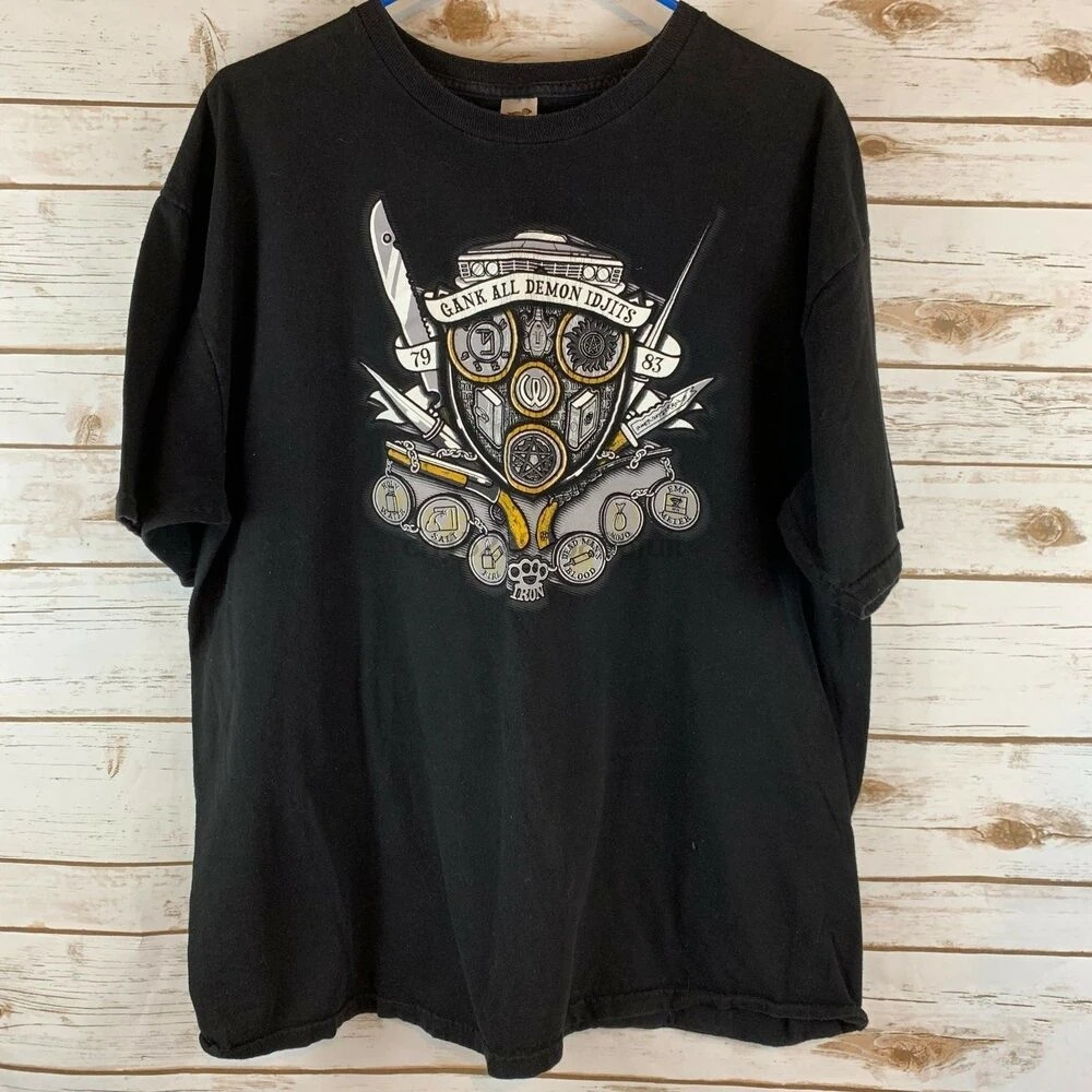 

TeeFury Supernatural T-Shirt Gank All Demon Idjits Winchester Crest XL