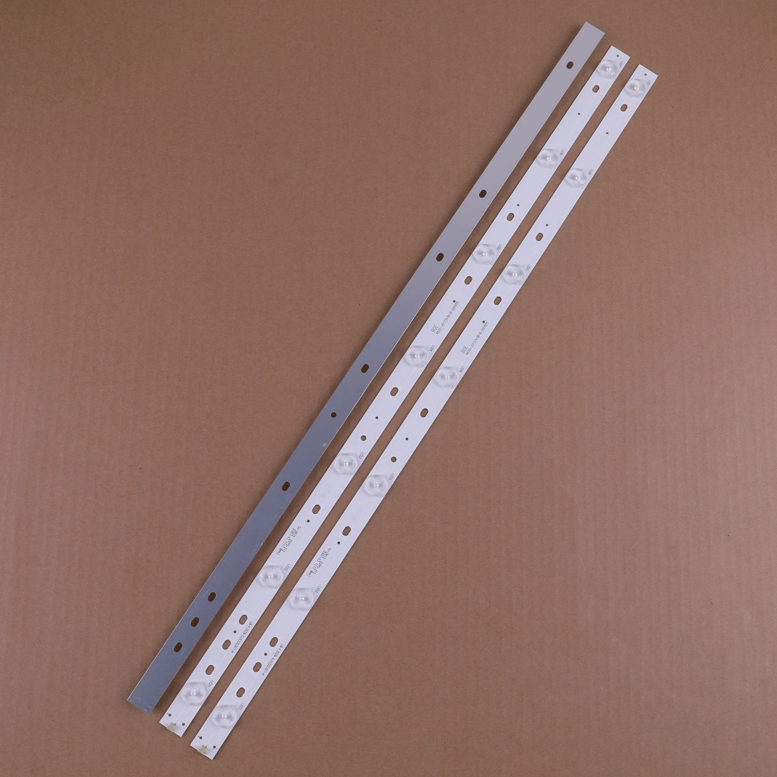 Новый комплект 3 шт 7 светодиодный 608 мм для LBM320P0701 FC 2 32PFK4309 TPV TPT315B5 32PHS5301 LB F3528 GJX320307