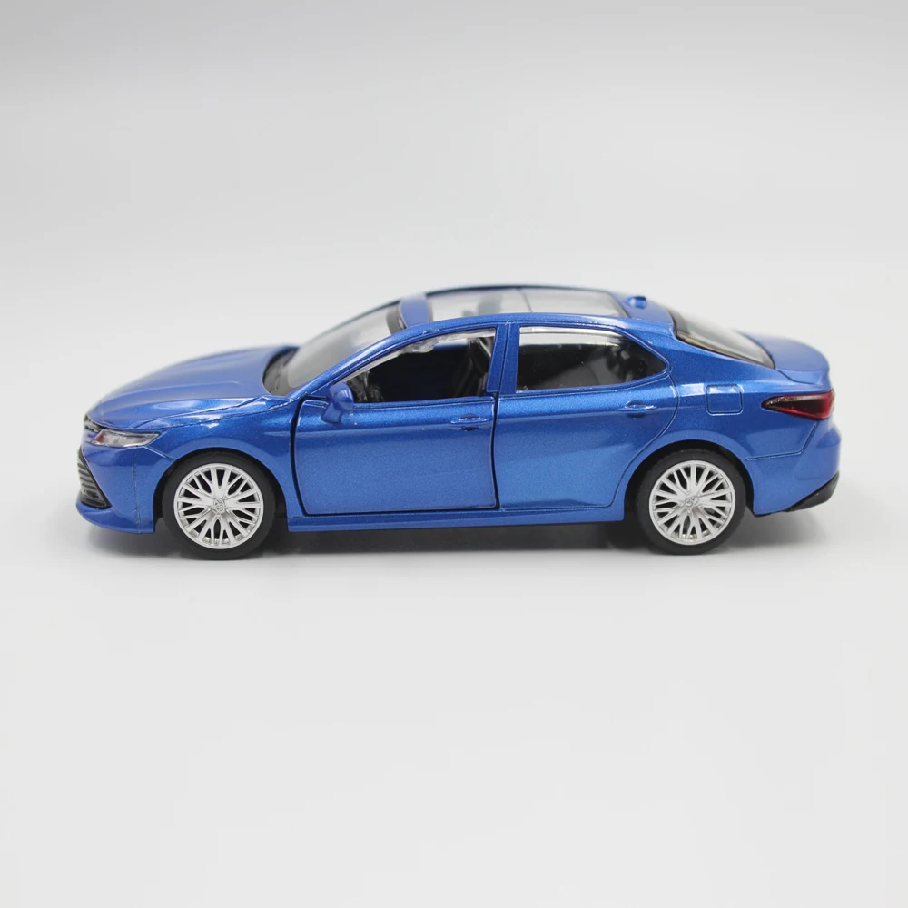 Весы 1:43 Toyota Camry Литые металлические модели автомобилей для коллекции подарок