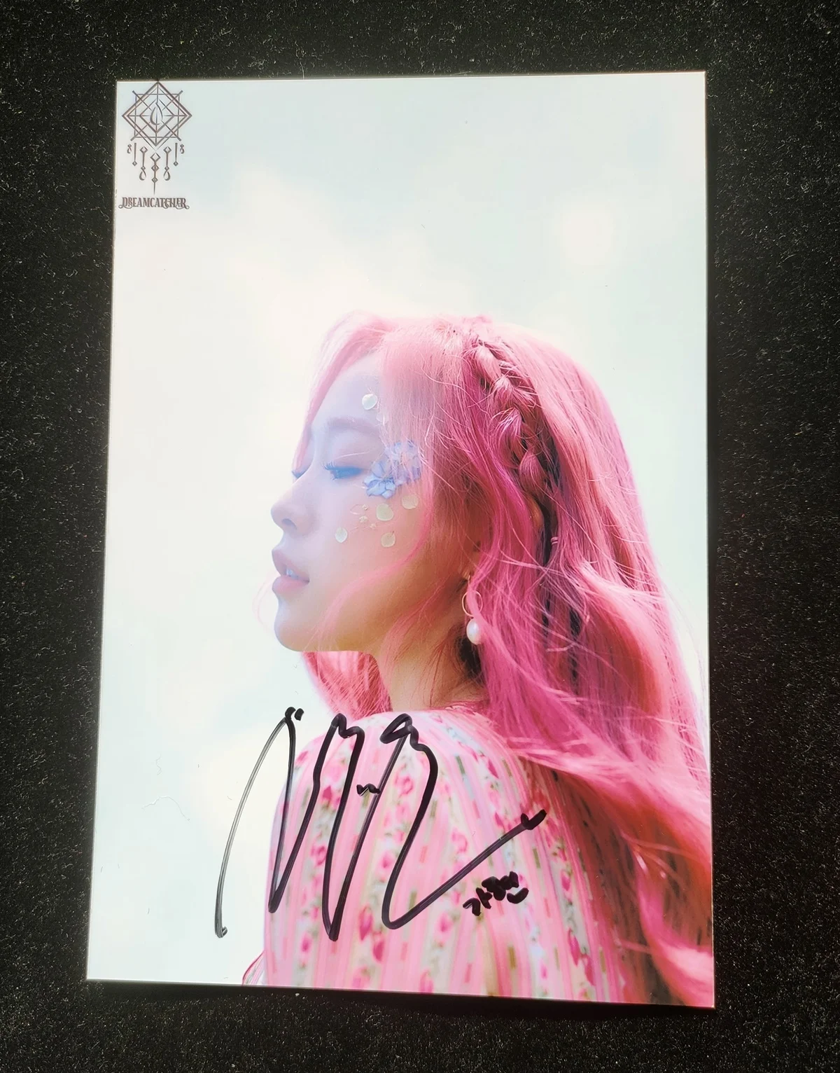 DREAMCATCHER Lee Ga Hyeon Autographed Signed Photo Pictures K-POP