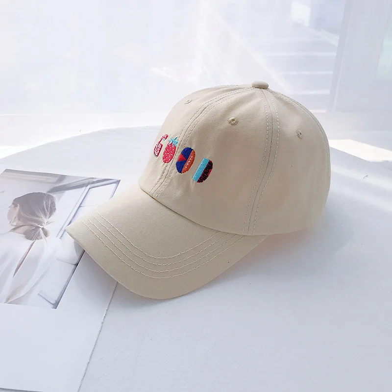 embroidery Beige Ins маленькие свежие фрукты буквы вышивка бейсболки женские модные мягкие верхние остроконечные кепки для женщин Простые Джокер шапки для отдыха - Цвет: embroidery Beige