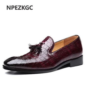 

2019 Pu Leather Men Dress Shoes Formal Wedding Party Shoes For Men Retro Brogue Shoes Luxury Brand Men's Oxfords