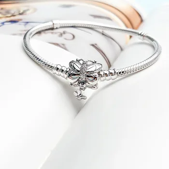

Authentic 925 Sterling Silver Creative Flying Butterfly Button Snake Bone Pan Bracelet Fit Diy Charm Pan Bracelets Women Jewelry