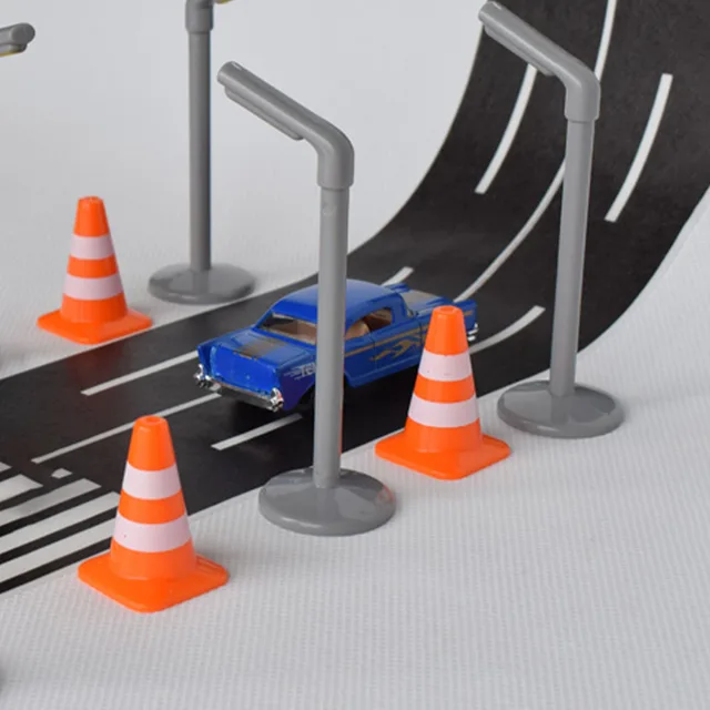 7/14pcs Mini Plastic Traffic Road Cones Toys Training Roadblock Signs Children Educational Toy Kindergarten Teaching Aids 5
