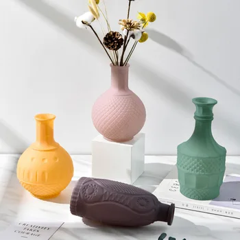 

Creative Nordic Frosted Relief Dried Flower Vase Glass Hydroponics Vase Desktop Flower Arrangement Home Decoration Ornaments