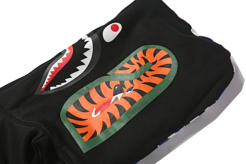 Популярная брендовая камуфляжная толстовка на молнии в японском стиле с изображением Головы Акулы для подростков, одежда для пар, пальто