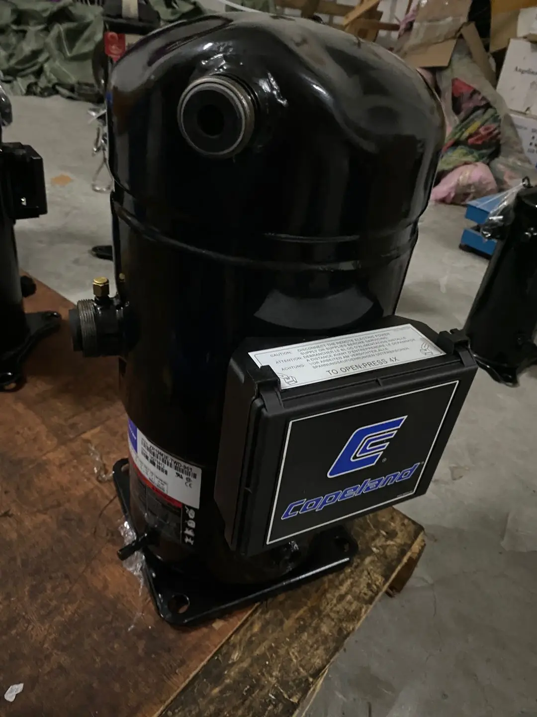 Spiral compressor Copeland zrh87kte tfd 650 spiral compressor Copeland