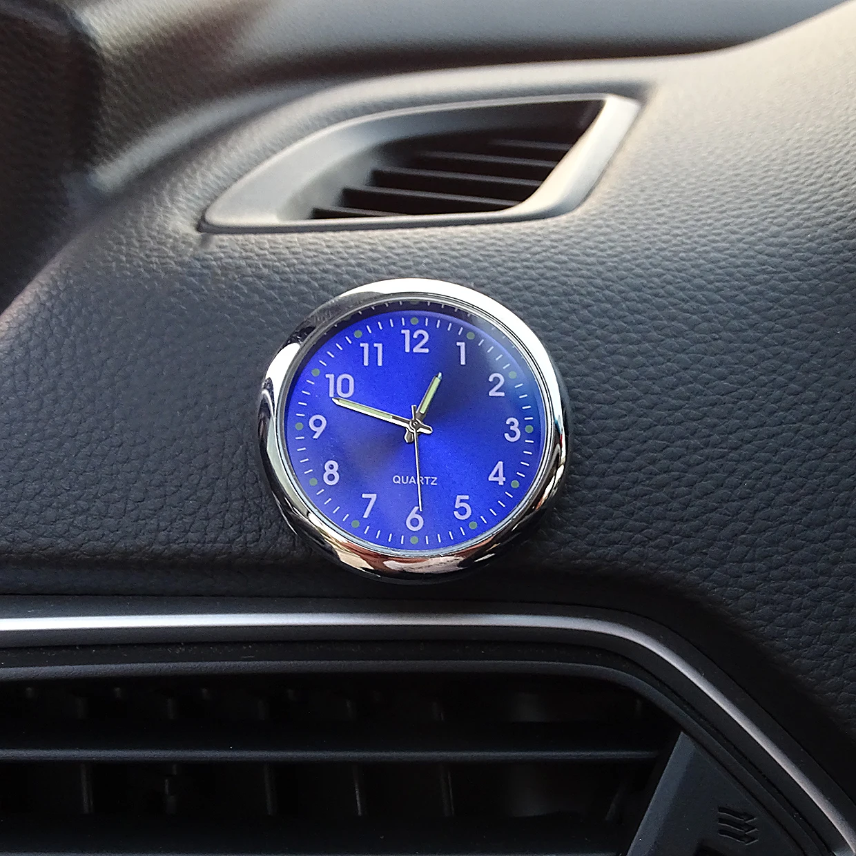 Авто-Стайлинг светящиеся кварцевые часы для opel astra peugeot 307 bmw e46 kia cerato nissan teana seat ibiza |