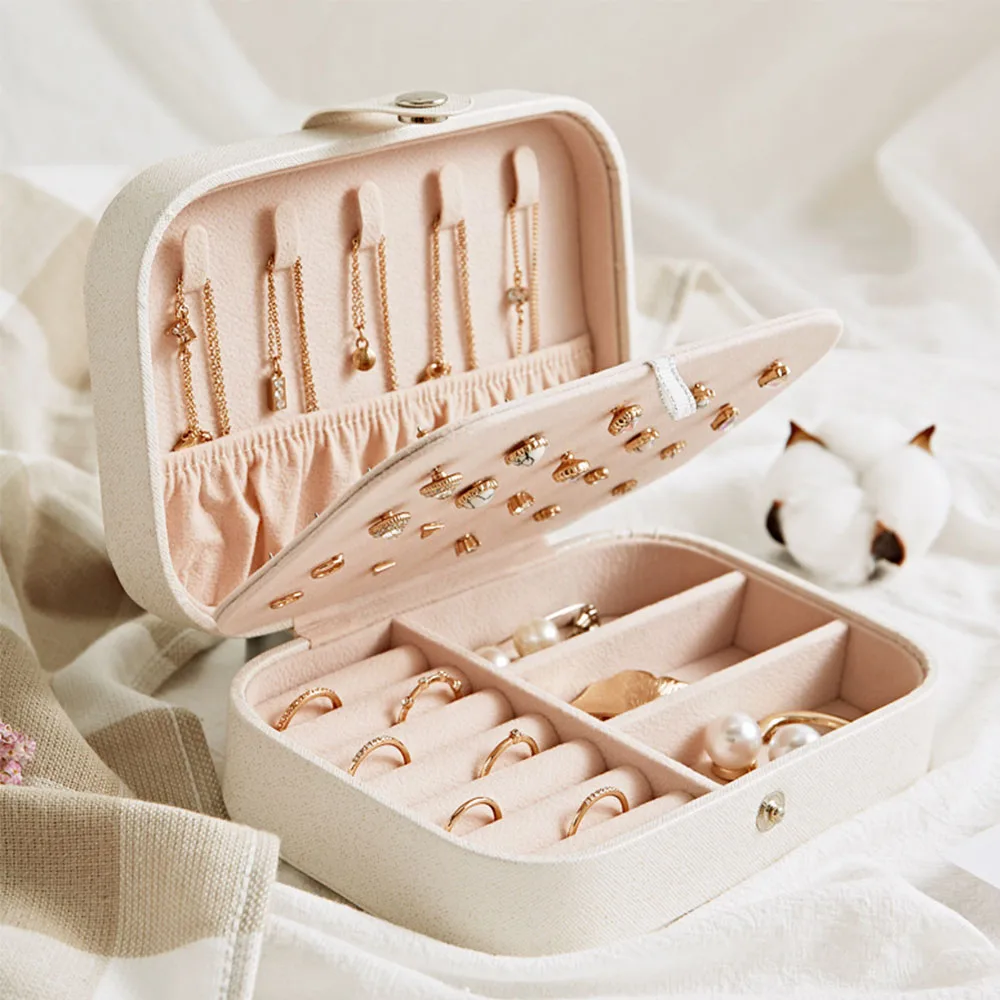 

1 PCS Travel jewelry box beauty multifunctional storage box makeup lipstick container earrings disc necklace birthday gift