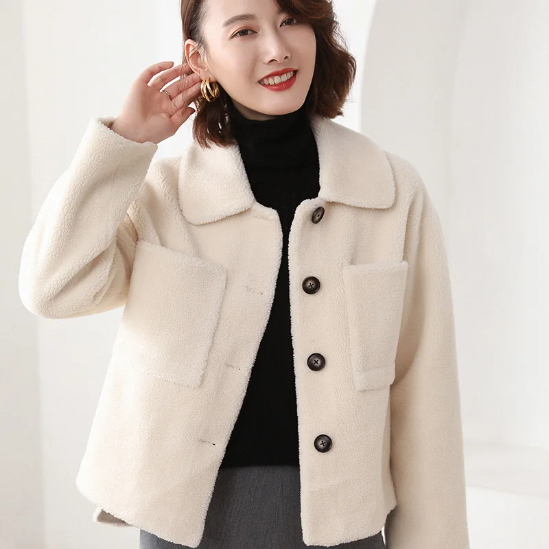 

19 new autumn and winter models of granule sheep shearing coat women's composite fur one short wool coat