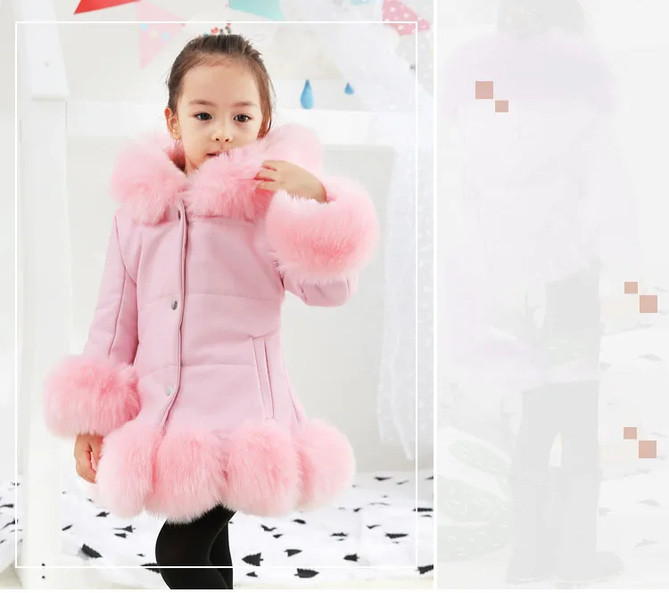 Однотонная куртка с хлопковой подкладкой для детей, модное пальто для девочек верхняя одежда с меховым капюшоном детская теплая куртка из искусственной кожи зимняя одежда для малышей