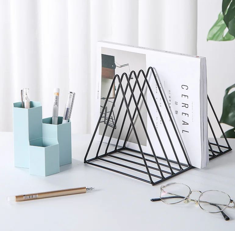 Desktop light Luxury decoration creative study desk iron triangle office supplies newspaper bookshelf J05