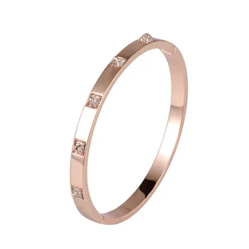 

QSJIE High Quality SWA. Water Rose Golden Goddess Temperament Pyramid Bracelet Glamorous fashion jewelry