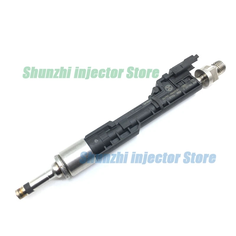 

Fuel Injector Fits for BMW X5 X6 F01 F02 F03 F04 F06 F07 F10 F11 F12 F13 0261500262 13648627842