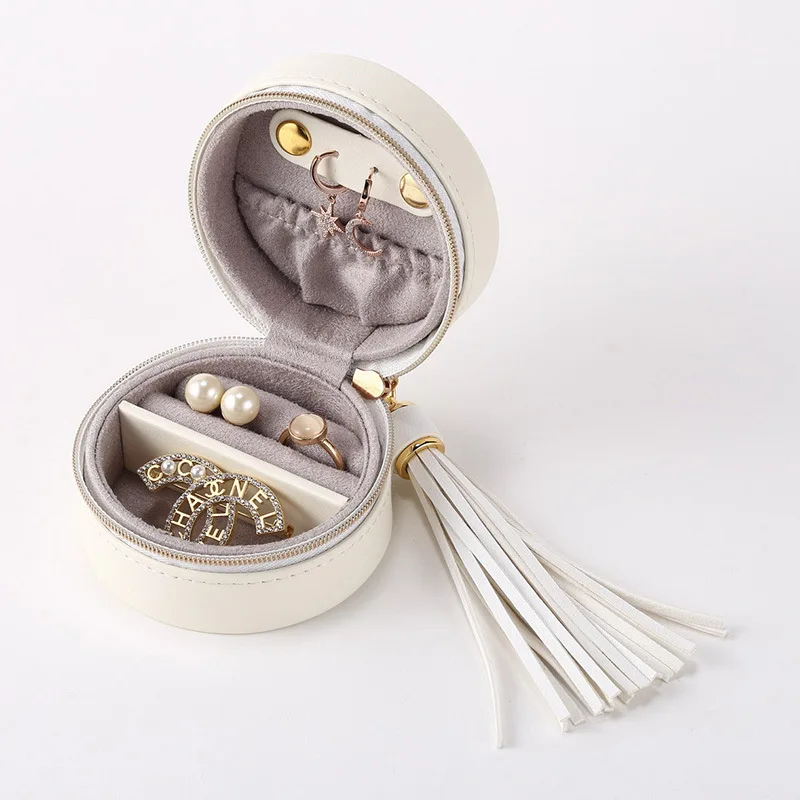 Mini Round Jewelry Box Carrying Bag Portable Velvet Chain Jewelry Box Earrings Earrings Storage Box