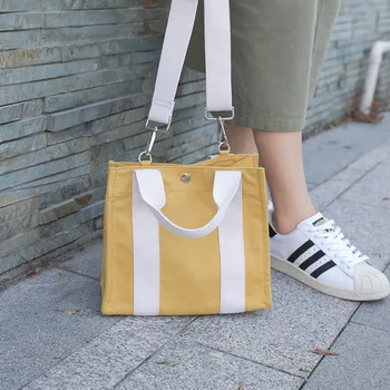 

2020 new bag canvas bag female shoulder bag student simple wild portable messenger small bag canvas bag
