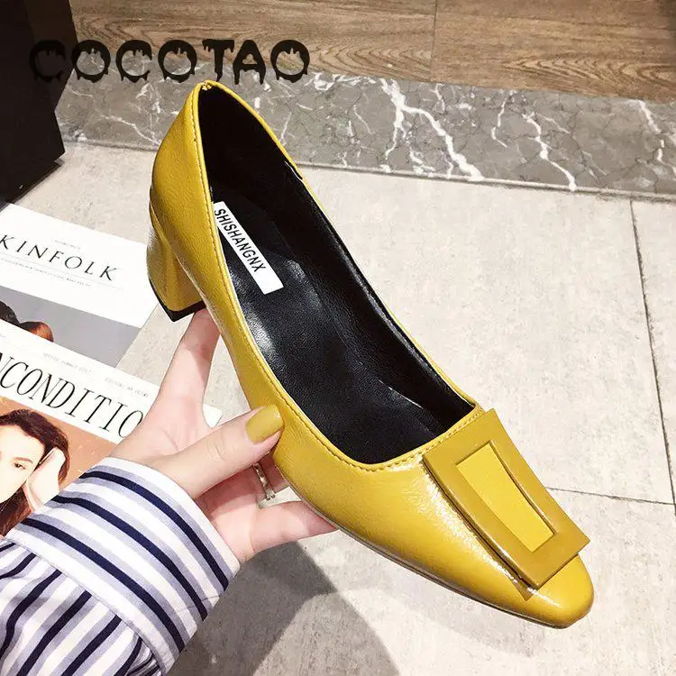 

The New 2019 Net Red Button Pointed Mouth Shallow Thick Documentary Shoes Ladle Fashionable Joker For Women's Shoes26