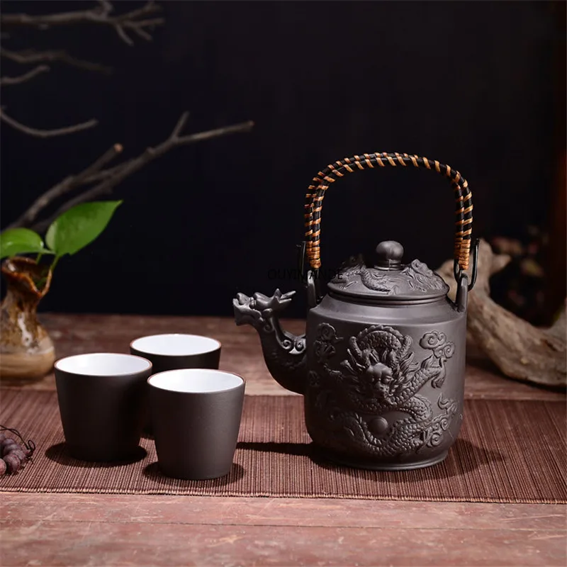 

Yixing Handmade Tea Pot Purple Clay Dragon Teapot with Handle Portable Creative Large Capacity Puer Kettle Kung Fu Drinkware
