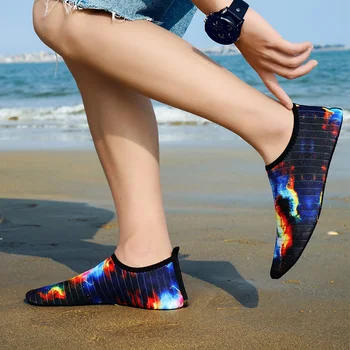 

New Fashion Soft Aqua Water Summer Shoes Men Beach Slippers Upstream Water Shoes Woman Adult Wading Sandals Diving Socks Shoes