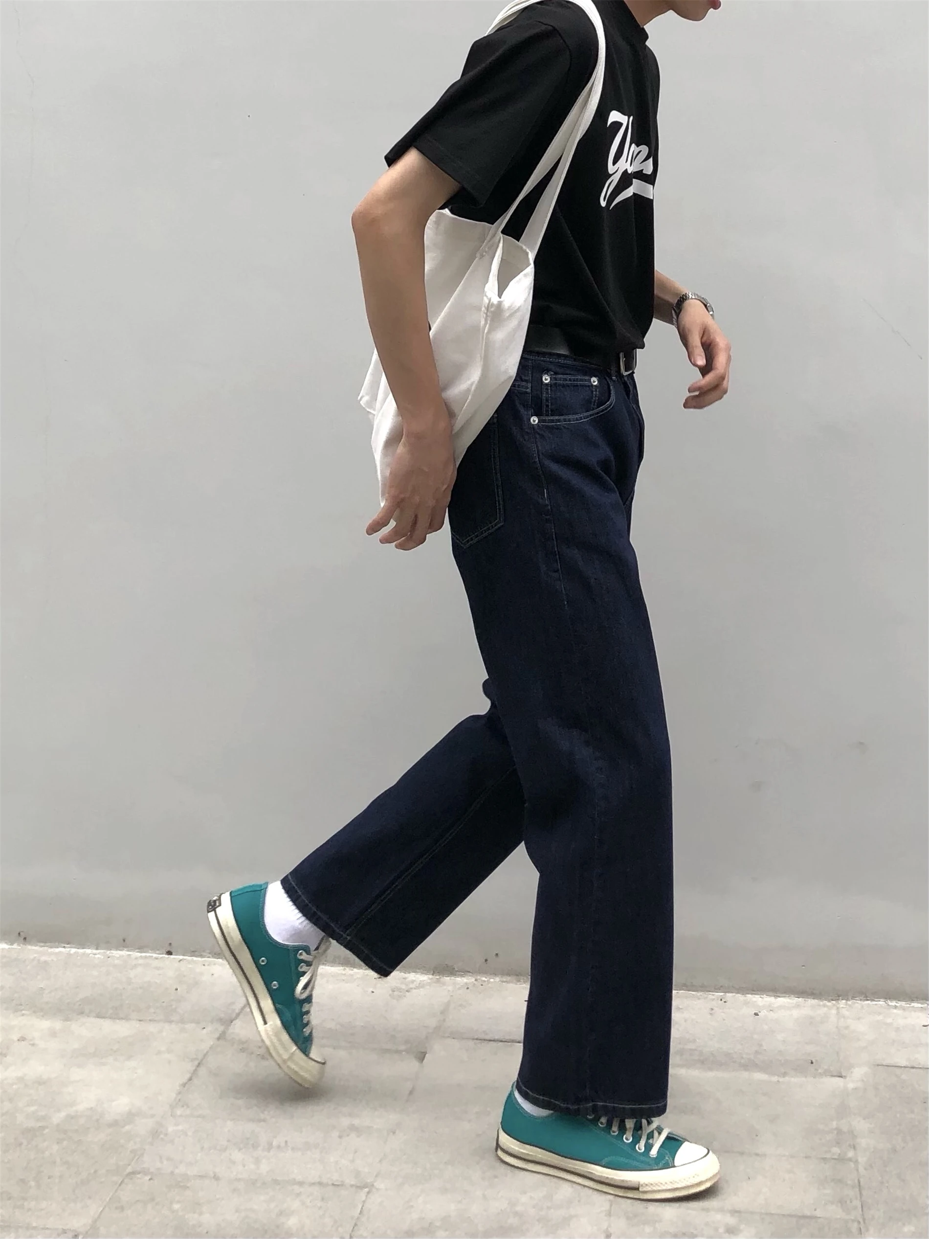 

Retro straight jeans men's loose fall wide-leg pants spring and summer Korean version of all-match wash trousers