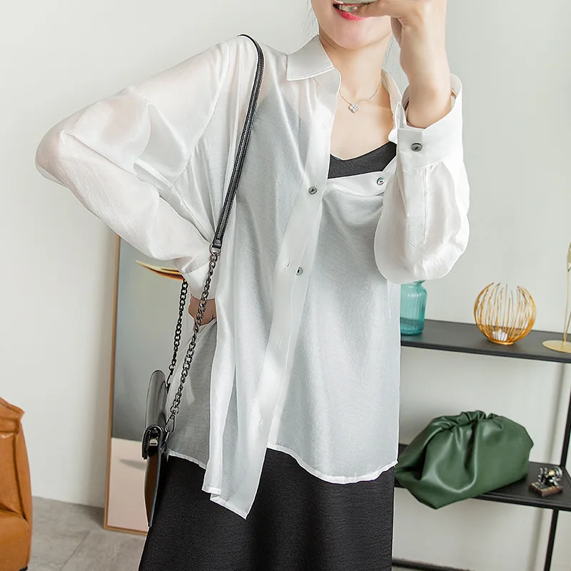 

2020 New Multi Color Tencel Light Soft Lapel Long Sleeve Chiffon Shirt Loose Breathable Sunscreen Shirt for Women Plus Size