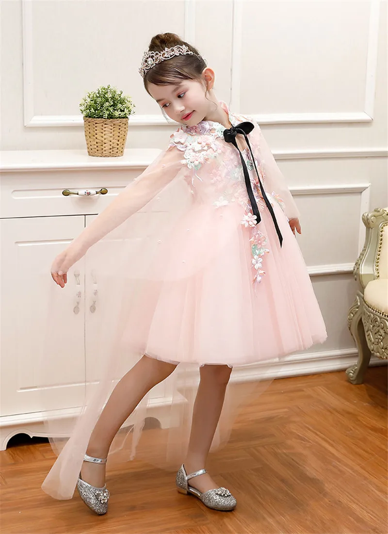 9518410646_1912378081