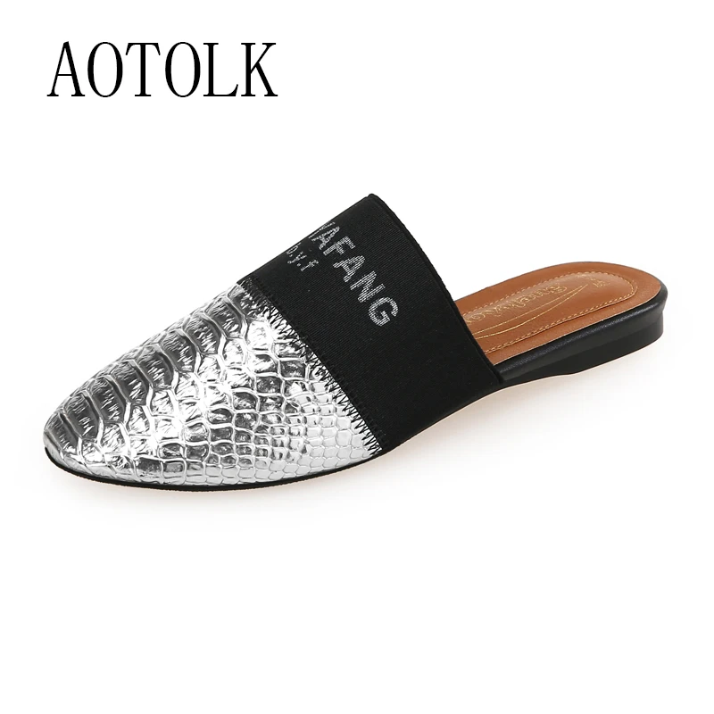 

Female Slippers Brand Summer Shoes Flat Sandals Woman Slippers Round Toe Slip On Outdoor Sliver Gold Female Slides Plus Size DE
