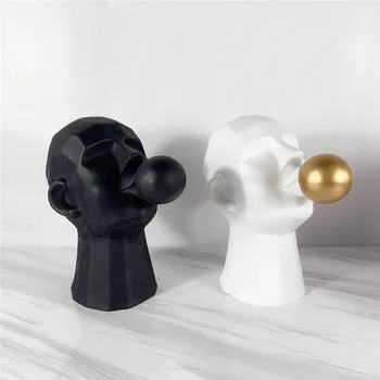 

Black and White Resin Bubble Gum Character Ornaments Abstract Art Human Head Sculpture Crafts Bookcase Decoration High-end Gifts