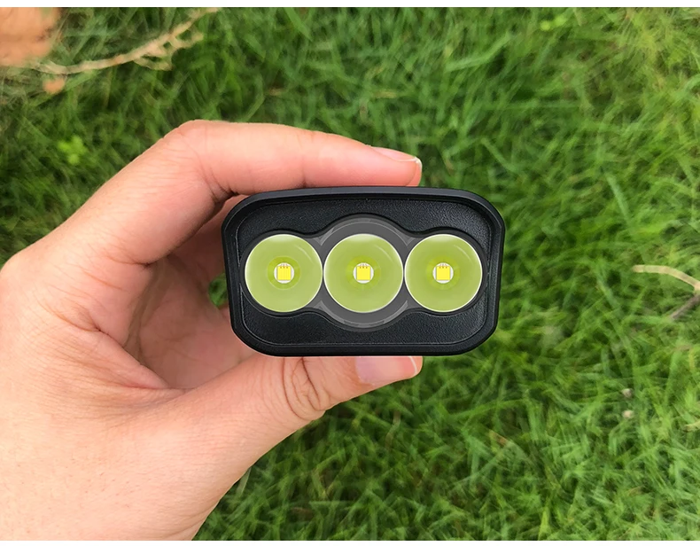 Bicycle Light 3*T6/L2 5200mAh Bike Light Built in USB Charge Powerfull Cycling Light Waterproof Bike Accessory as Power Bank