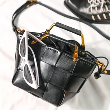 

Hand woven vegetable basket bag women's head leather small fragrance light luxury retro Lingge Single Shoulder Messenger Bag