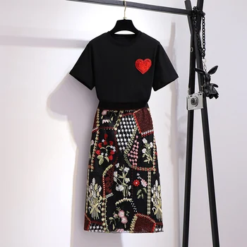 

Banulin Two piece Set 2020 Summer Women High waist Retro Embroidery Bodycon Skirt and Black White Love Appliques Tshirt Sets
