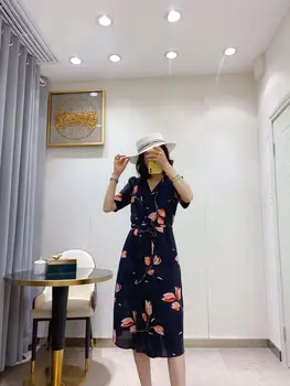 

2020 Summer Women Dresses Runway Fashion V-Neck Half Sleeve Single Breasted Floral Printed Slim A-Line New Silk Dresses