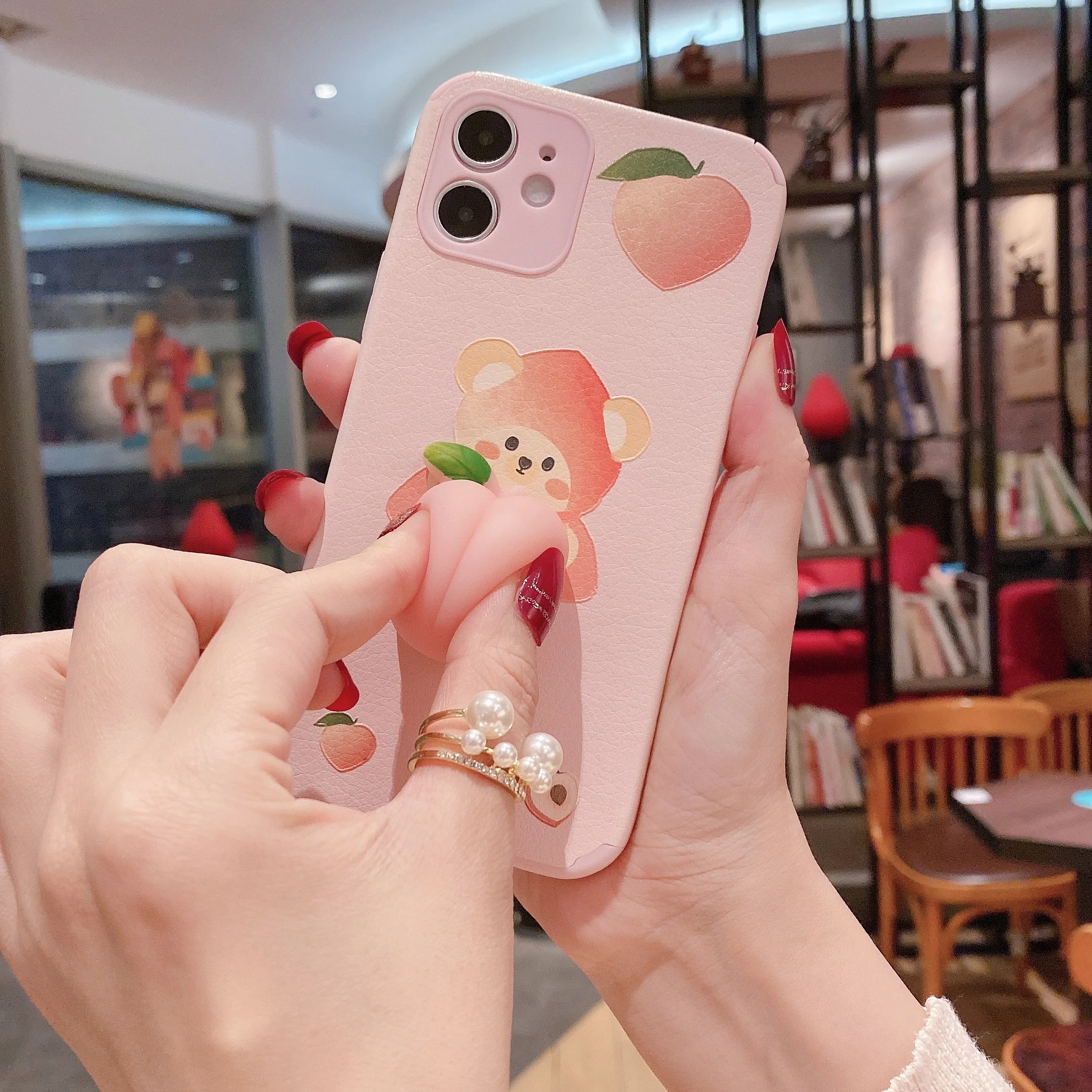 12ケースかわいい桃スクイズおもちゃ貯金ケースiphone 12プロマックス11 Xr 7 8プラスse シリコンソフトファニーフワフワカバーx Xs 電話用緩衝材 Aliexpress