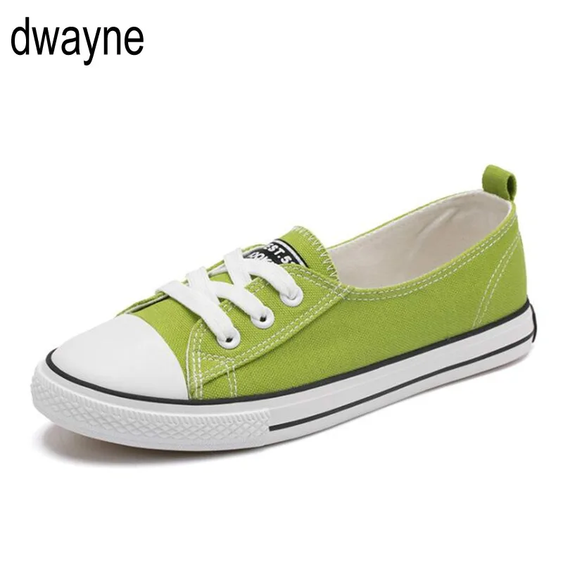 

2019 New Spring light canvas shoes women shoes slip-on Korean tide students set foot pedal flat shoes round Top Sneakers ghn78