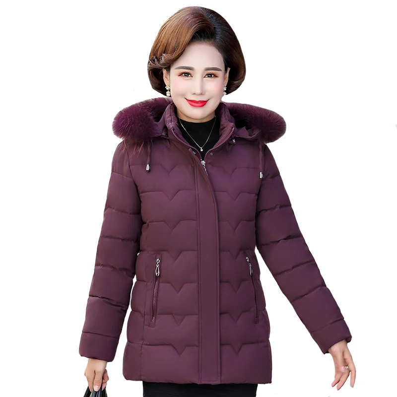 Зимняя женская куртка 2020 Новый женский пуховик среднего возраста размера плюс 4XL