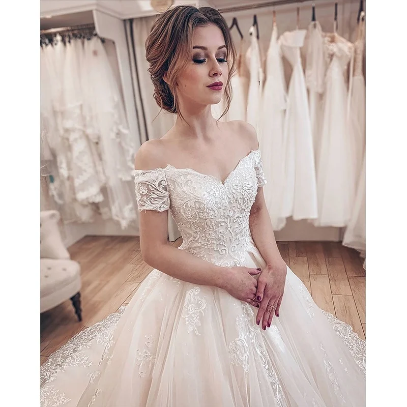 2019-Off-Shoulder-Lace-Applique-Ball-Gown (3)