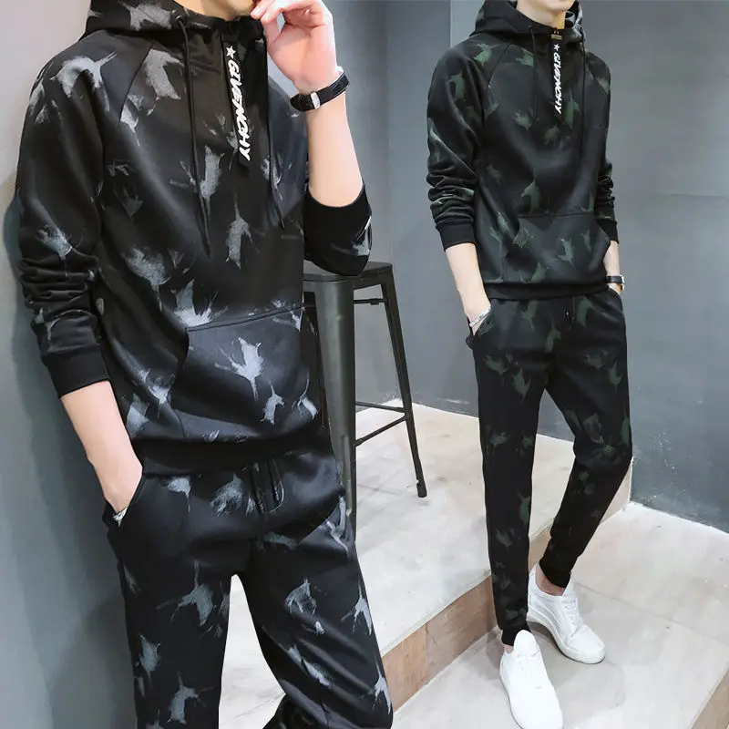 

Men's Casual Sports Suit Korean Version of The Trend of Spring Boys Clothes Handsome Men's 2021 New Trendy Sweater Men