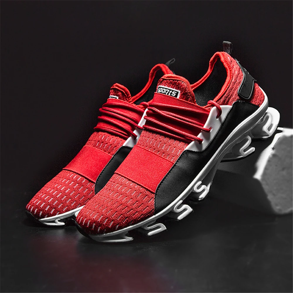 

2020 new breathable low-top blade warrior running shoes wear-resistant men's casual shoes outdoor sports stroll non-slip